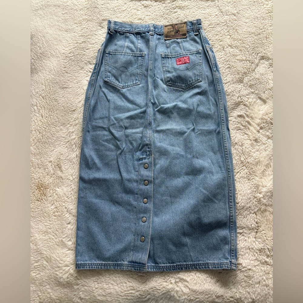 VTG No Excuses Femme Fatale High Rise Denim Midi Skirt - Picture 9 of 12